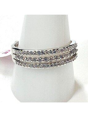 Ring Bomb Party Ring # 3868  Size 11 Lavender Cubic Zirconia feminine fashion